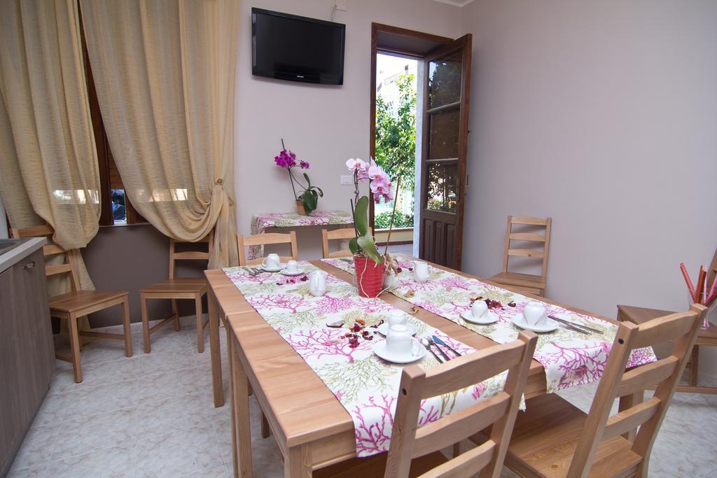 B&B Tifeo วิลลาฟรังกา ติร์เรนา ภายนอก รูปภาพ